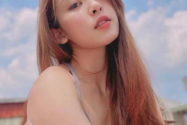 国产综合色香蕉精品五夜婷